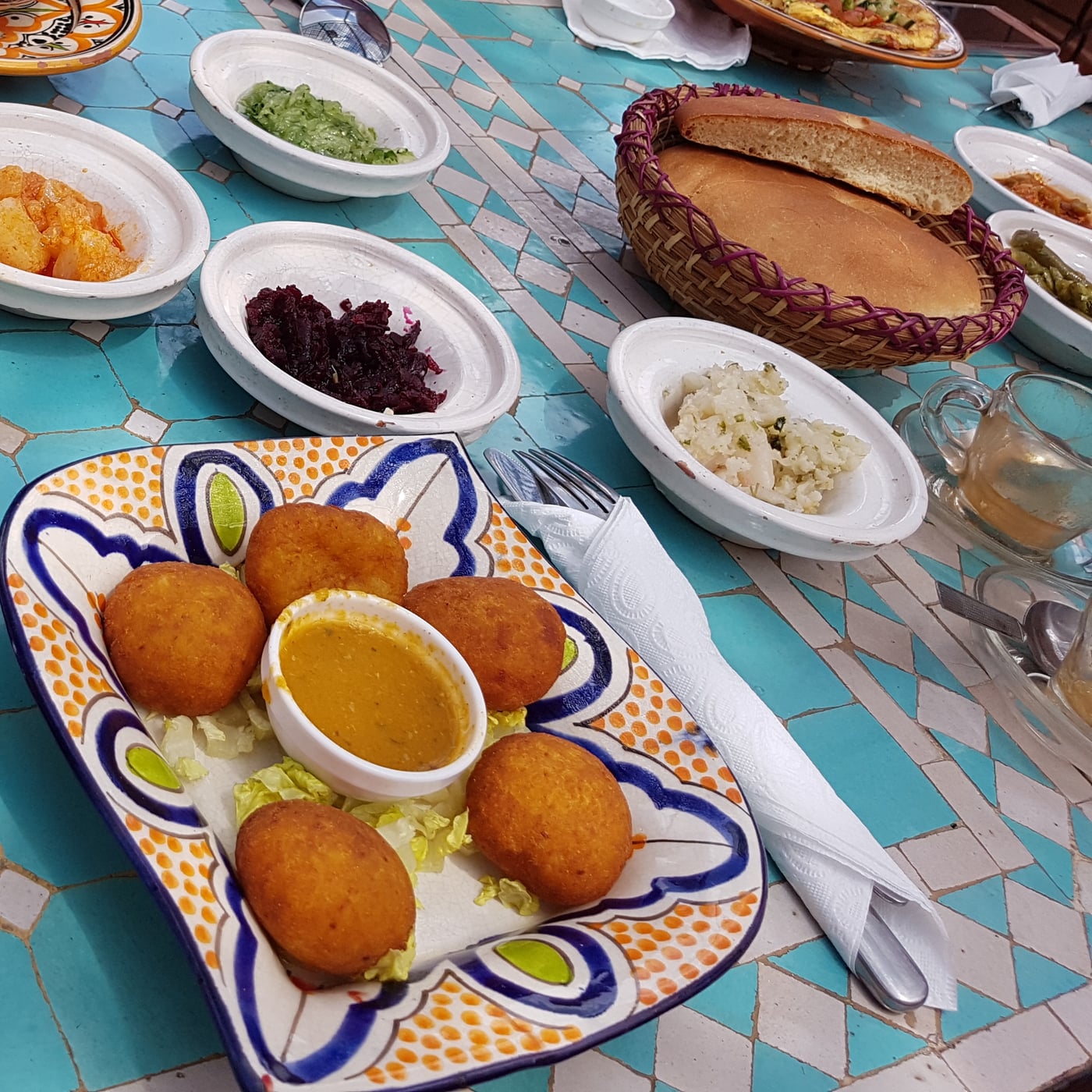 Cách nấu súp Harira Maroc đậu gà đậu lăng thịt cừu đậm đà